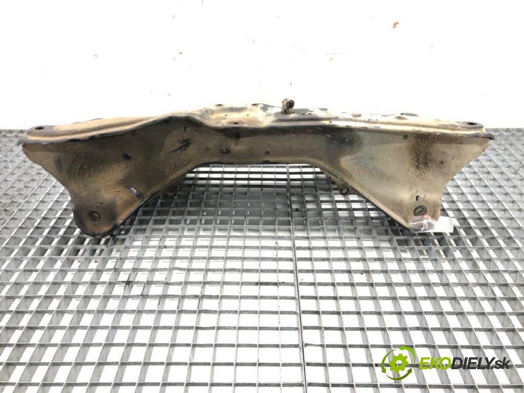 HONDA CR-V I (RD) 1995 - 2002    2.0 16V 4WD (RD1, RD3) 94 kW [128 KM] benzyna 1995 - 2001  výztuha pod motor  (Výztuhy přední)