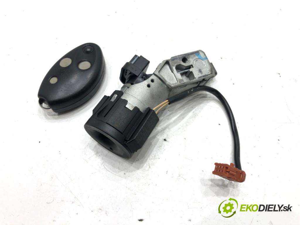 CITROEN C5 II (RC_) 2004 - 2022    2.0 HDi (RCRHRH) 100 kW [136 KM] olej napędowy 2004 - 2022  spinačka 9648445180 (Spínacie skrinky a kľúče)