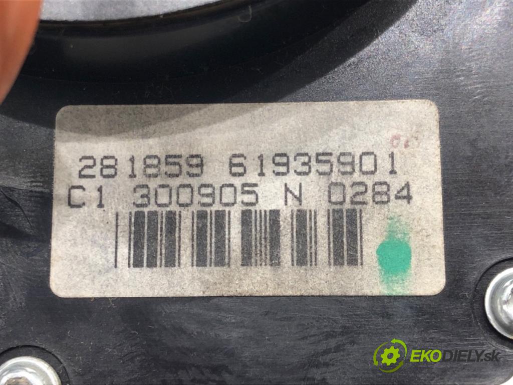 CITROEN C5 II (RC_) 2004 - 2022    2.0 HDi (RCRHRH) 100 kW [136 KM] olej napędowy 2004 - 2022  Prepínač kombinovaný 96592428XT (Prepínače, spínače, tlačidlá a ovládače kúrenia)