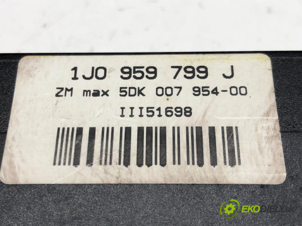 VW GOLF IV (1J1) 1997 - 2008    1.8 92 kW [125 KM] benzyna 1997 - 2005  Modul komfortu 1J0959799J (Moduly komfortu)