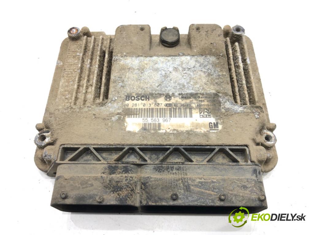 SAAB 9-3 Kombi (E50) 2005 - 2015    1.9 TiD 110 kW [150 KM] olej napędowy 2005 - 2015  riadiaca jednotka Motor 55563967 (Riadiace jednotky)