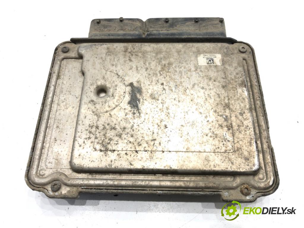 SAAB 9-3 Kombi (E50) 2005 - 2015    1.9 TiD 110 kW [150 KM] olej napędowy 2005 - 2015  riadiaca jednotka Motor 55563967 (Riadiace jednotky)