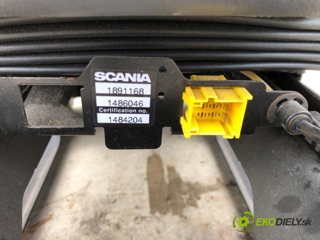 SCANIA P,G,R,T - series 2003 - 2022    R 450  Sedadlo ľavy predný