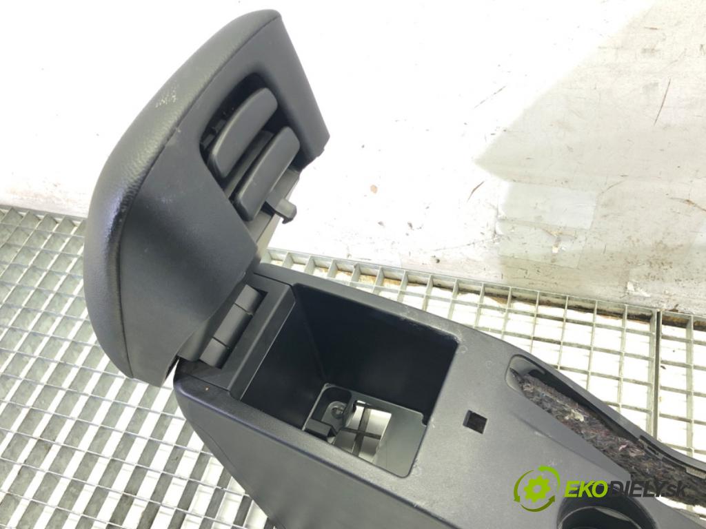 KIA CEED SW (ED) 2007 - 2012    1.6 CRDi 90 66 kW [90 KM] olej napędowy 2007 - 2012  Tunel stredový  (Stredový tunel / panel)