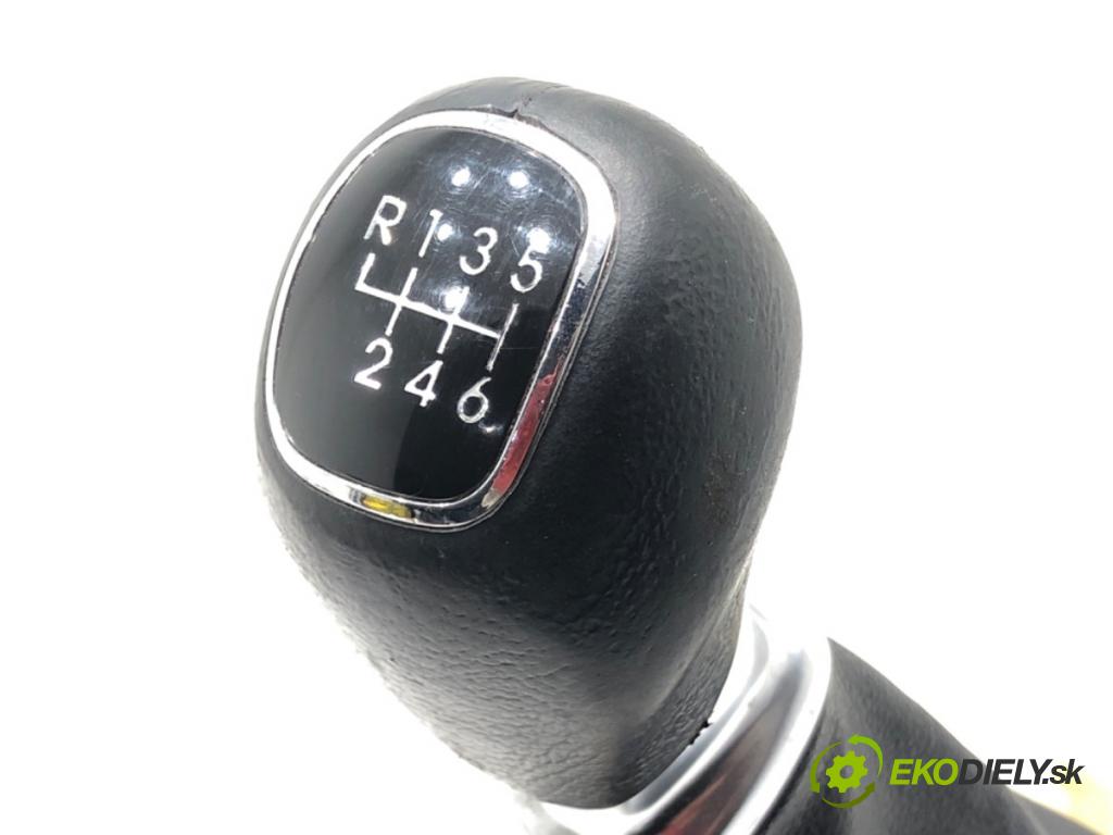 KIA CEED SW (ED) 2007 - 2012    1.6 CRDi 90 66 kW [90 KM] olej napędowy 2007 - 2012  Kulisa 43700-1H060 (Rýchlostné páky / kulisy)