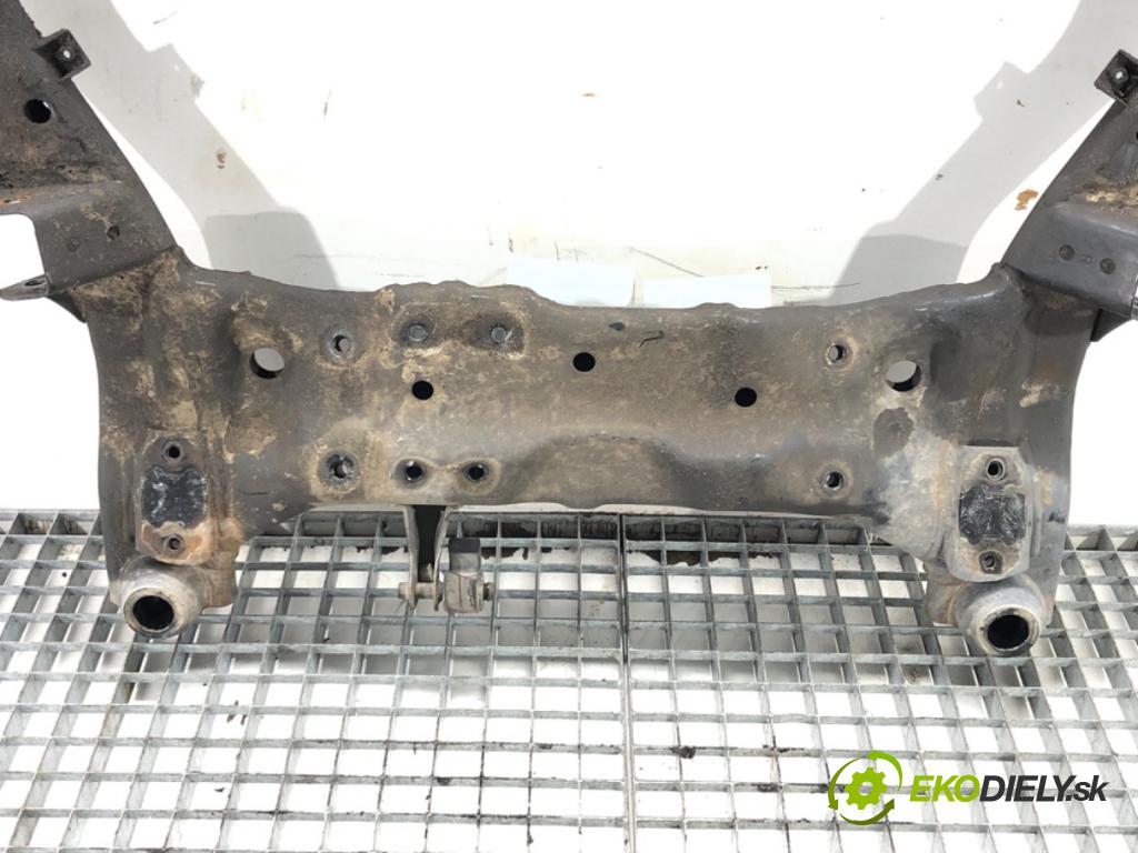 KIA CEED SW (ED) 2007 - 2012    1.6 CRDi 90 66 kW [90 KM] olej napędowy 2007 - 2012  výztuha pod motor  (Výztuhy přední)