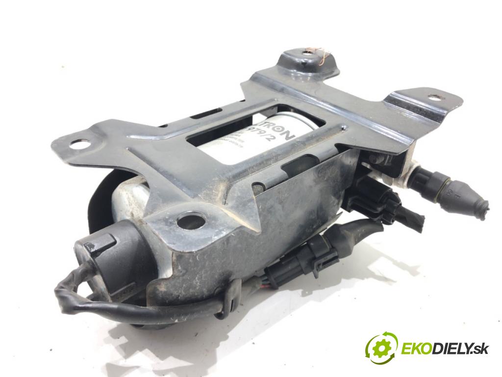 KIA CEED SW (ED) 2007 - 2012    1.6 CRDi 90 66 kW [90 KM] olej napędowy 2007 - 2012  Obal filtra paliva  (Obaly filtrov paliva)