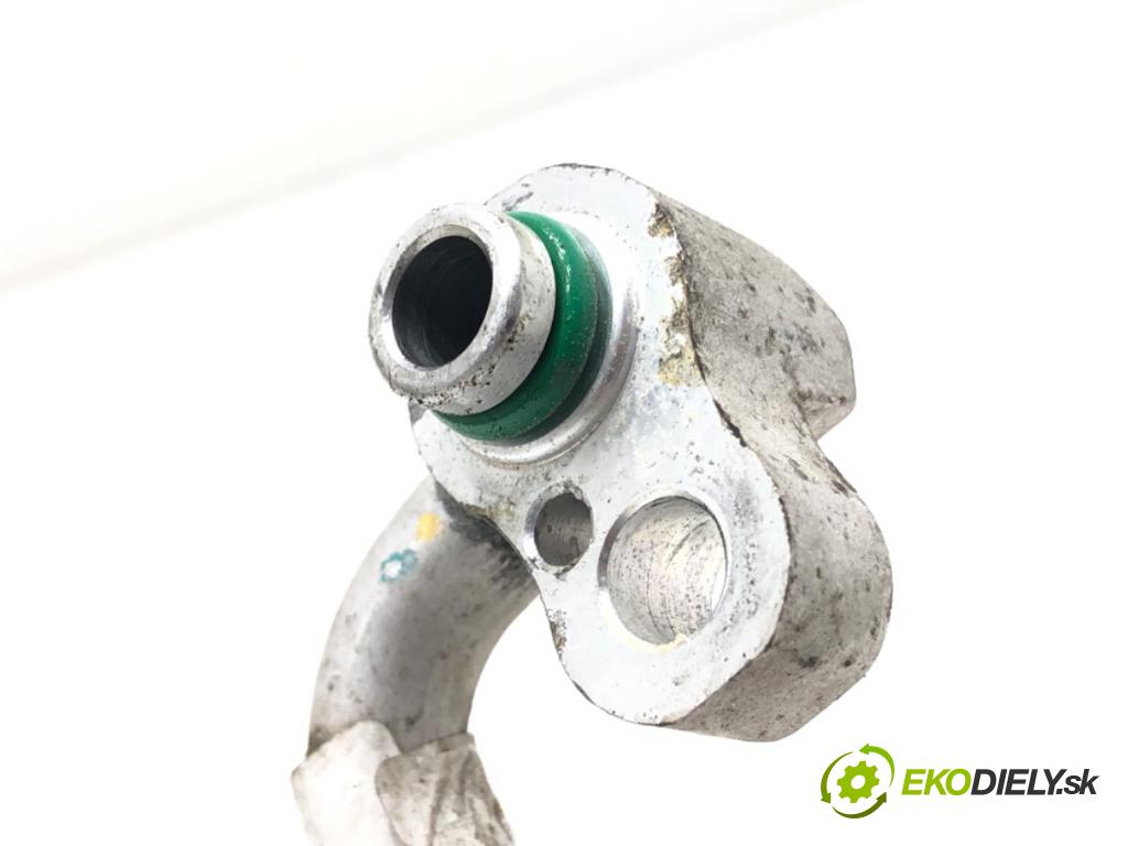 KIA CEED SW (ED) 2007 - 2012    1.6 CRDi 90 66 kW [90 KM] olej napędowy 2007 - 2012  rúrka klimatizácie 97762-2R200 (Rúrky klimatizácie)