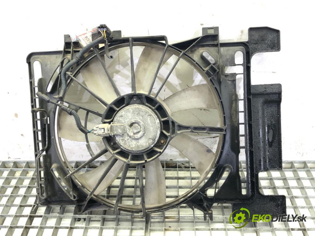 TOYOTA YARIS (_P9_) 2005 - 2014    1.4 D-4D (NLP90_) 66 kW [90 KM] olej napędowy 2005 - 2012  Ventilátor chladiča 422750-0492 (Ventilátory)