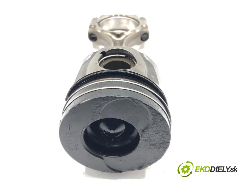 TOYOTA YARIS (_P9_) 2005 - 2014    1.4 D-4D (NLP90_) 66 kW [90 KM] olej napędowy 2005 - 2012  PIEST: ojnica 1ND-TV (Piest)