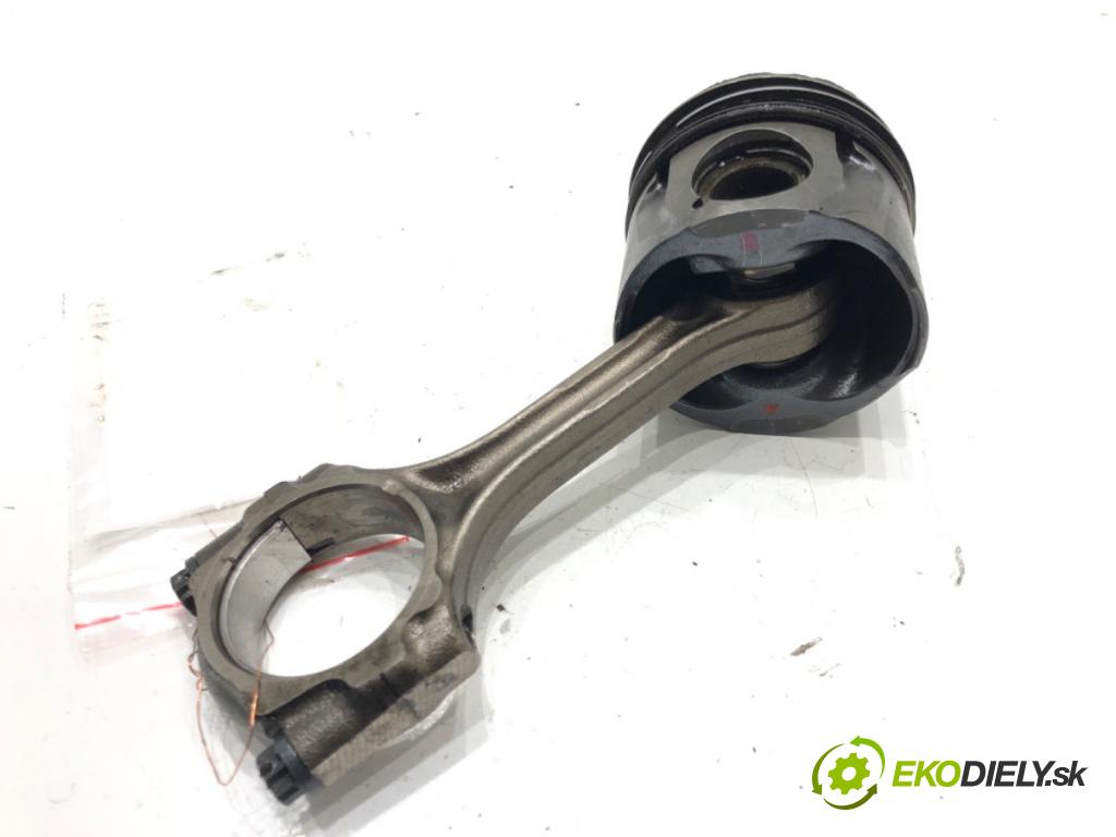 TOYOTA YARIS (_P9_) 2005 - 2014    1.4 D-4D (NLP90_) 66 kW [90 KM] olej napędowy 2005 - 2012  PIEST: ojnica 1ND-TV (Piest)