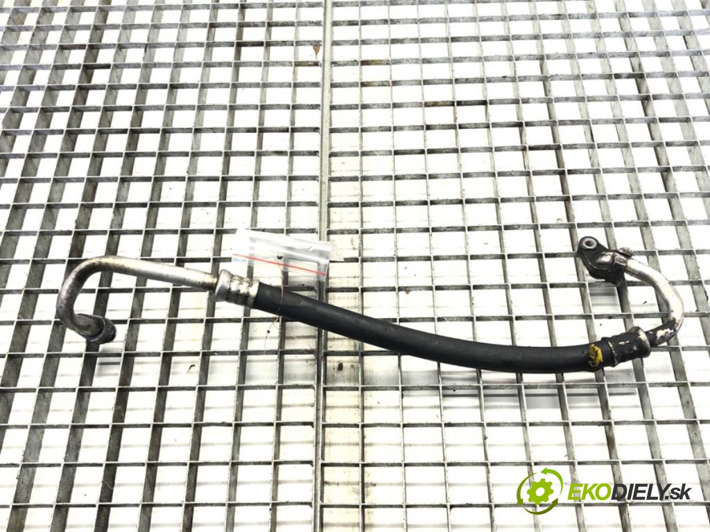 TOYOTA YARIS (_P9_) 2005 - 2014    1.4 D-4D (NLP90_) 66 kW [90 KM] olej napędowy 2005 - 2012  rúrka klimatizácie  (Rúrky klimatizácie)