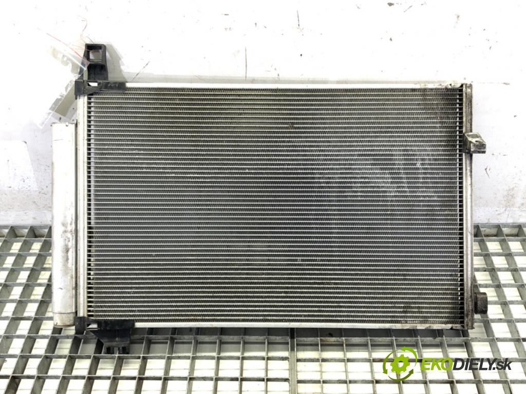 TOYOTA YARIS (_P9_) 2005 - 2014    1.4 D-4D (NLP90_) 66 kW [90 KM] olej napędowy 2005 - 2012  Chladič klimatizácie  (Chladiče klimatizácie)