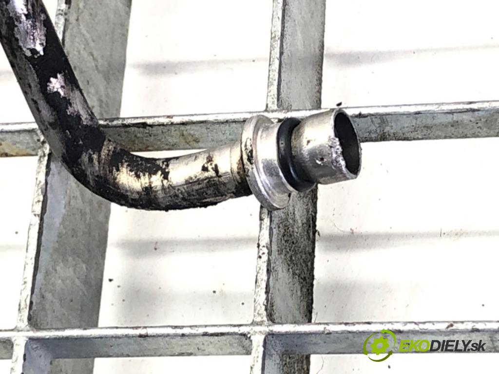 TOYOTA YARIS (_P9_) 2005 - 2014    1.4 D-4D (NLP90_) 66 kW [90 KM] olej napędowy 2005 - 2012  rúrka klimatizácie  (Rúrky klimatizácie)