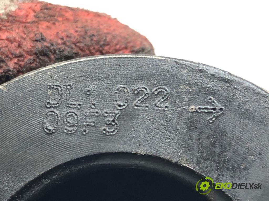 TOYOTA YARIS (_P9_) 2005 - 2014    1.4 D-4D (NLP90_) 66 kW [90 KM] olej napędowy 2005 - 2012  PIEST: ojnica 1ND-TV (Piest)