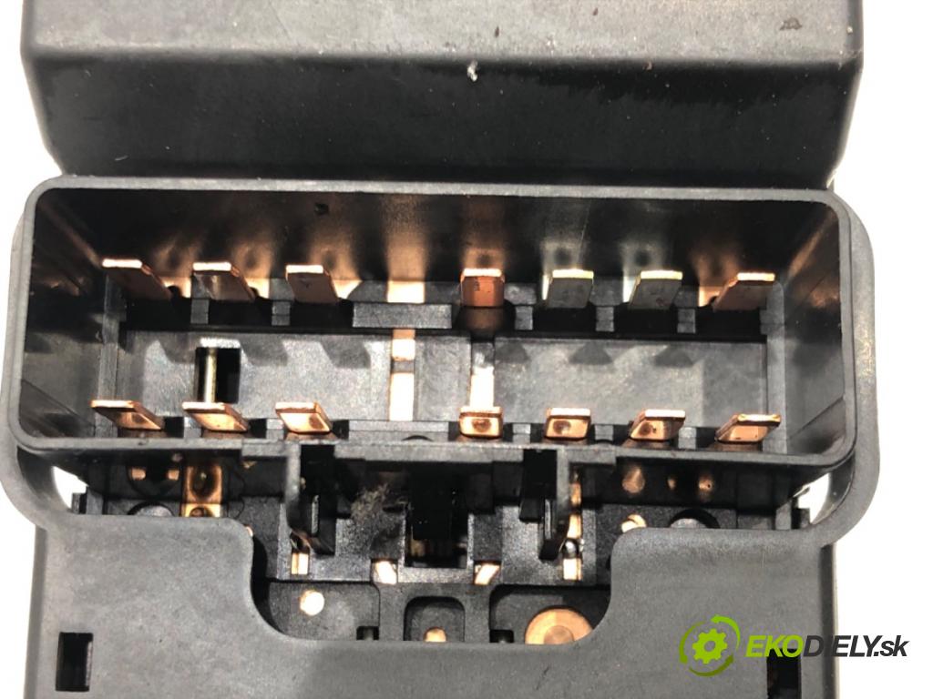 OPEL ANTARA A (L07) 2006 - 2022    2.0 CDTI 110 kW [150 KM] olej napędowy 2006 - 2011  Prepínač okien 202005436 (Prepínače, spínače, tlačidlá a ovládače kúrenia)