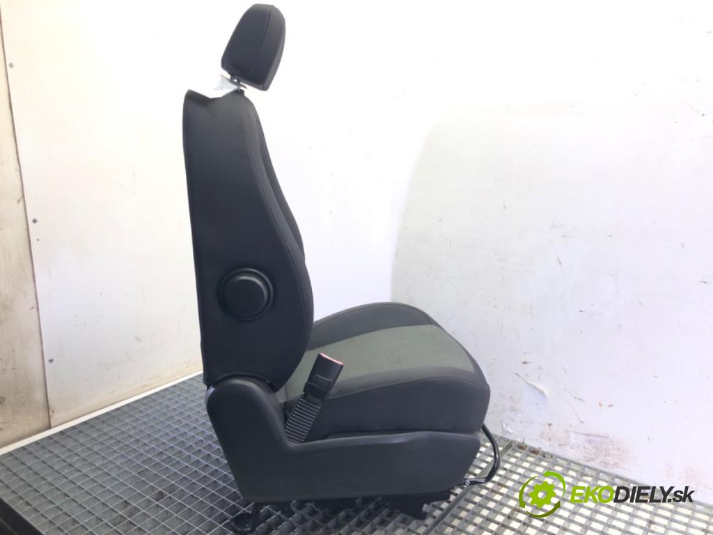 OPEL ANTARA A (L07) 2006 - 2022    2.0 CDTI 110 kW [150 KM] olej napędowy 2006 - 2011  Sedadlo ľavy predný