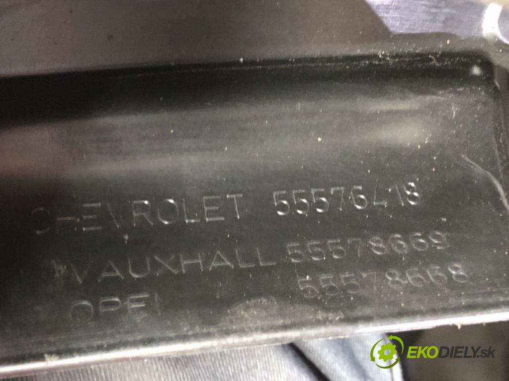 OPEL INSIGNIA A Sports Tourer (G09) 2008 - 2017    2.0 CDTI (35) 96 kW [131 KM] olej napędowy 2008 - 2015  kryt motora 55576418 (Kryty motora)