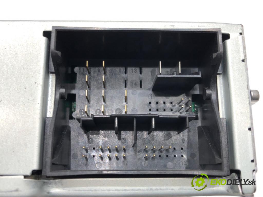 SKODA CITIGO (NF1) 2011 - 2019    1.0 44 kW [60 KM] benzyna 2011 - 2019  RADIO 1ST035867B (Audio zariadenia)