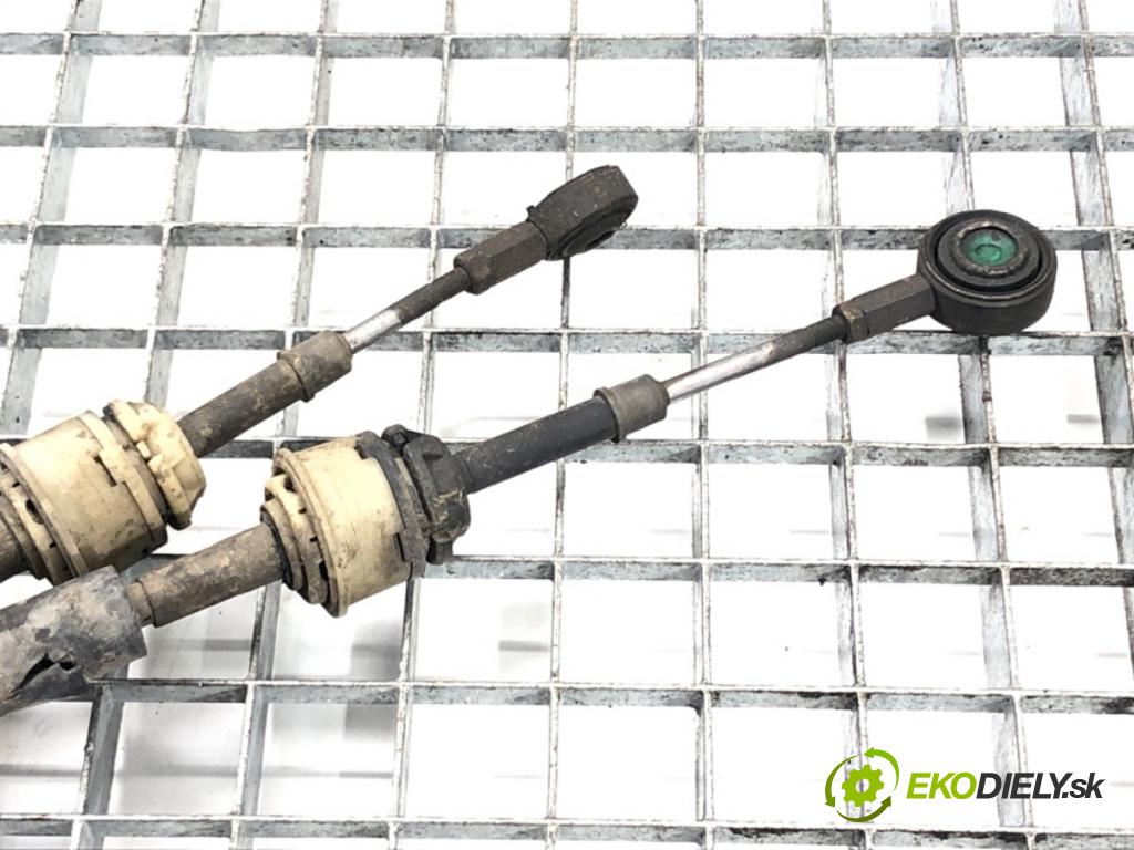 FIAT GRANDE PUNTO (199_) 2005 - 2022    1.3 D Multijet 55 kW [75 KM] olej napędowy 2005 - 2022  Kulisa  (Rýchlostné páky / kulisy)