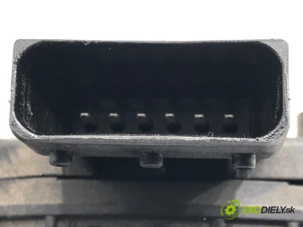 FIAT TIPO sedan (356_) 2015 - 2022    1.4 (356SXA1B) 70 kW [95 KM] benzyna 2015 - 2022  Potenciometer plynu 51987018 (Pedále)