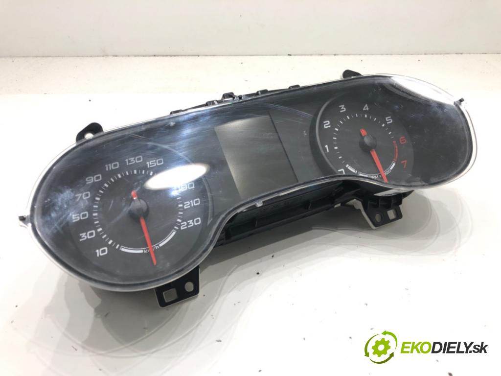 FIAT TIPO sedan (356_) 2015 - 2022    1.4 (356SXA1B) 70 kW [95 KM] benzyna 2015 - 2022  Prístrojovka 00520510040 (Prístrojové dosky, displeje)