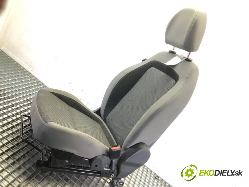 FIAT TIPO sedan (356_) 2015 - 2022    1.4 (356SXA1B) 70 kW [95 KM] benzyna 2015 - 2022  Sedadlo pravy predný