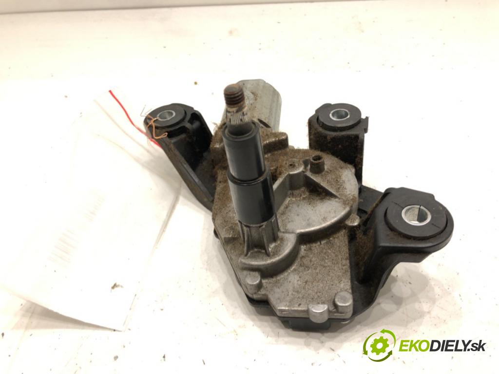 NISSAN QASHQAI / QASHQAI +2 I (J10, NJ10, JJ10E) 2006 - 2014    2.0 dCi 110 kW [150 KM] olej napędowy 2007 - 2013  motor stěračů zadní část