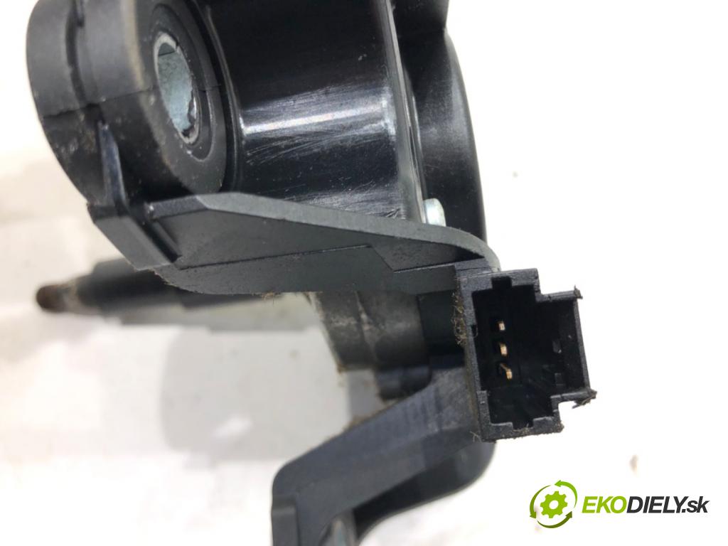 NISSAN QASHQAI / QASHQAI +2 I (J10, NJ10, JJ10E) 2006 - 2014    2.0 dCi 110 kW [150 KM] olej napędowy 2007 - 2013  motor stěračů zadní část