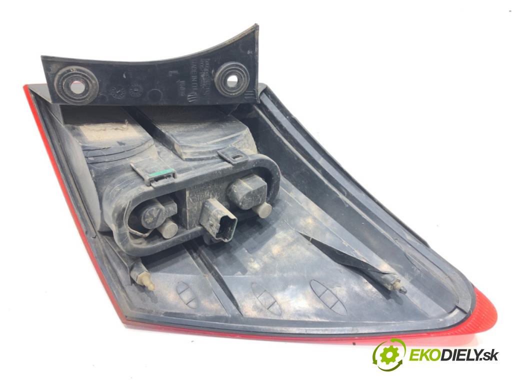 NISSAN QASHQAI / QASHQAI +2 I (J10, NJ10, JJ10E) 2006 - 2014    2.0 dCi 110 kW [150 KM] olej napędowy 2007 - 2013  Svetlo ľavy zad