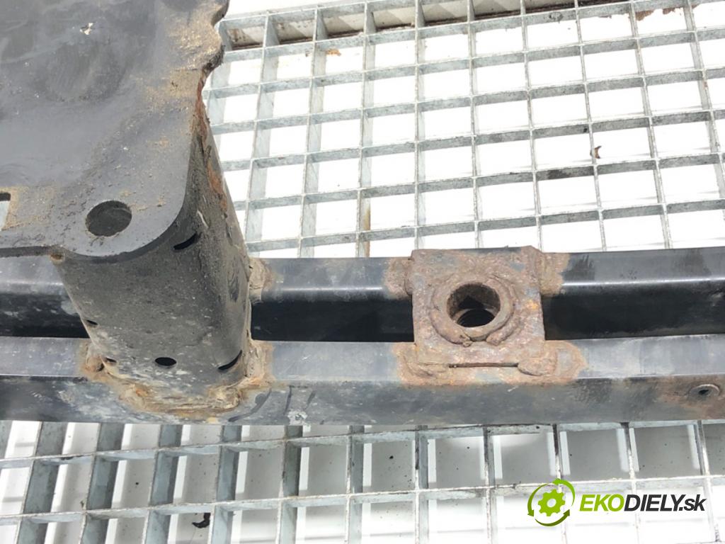 NISSAN QASHQAI / QASHQAI +2 I (J10, NJ10, JJ10E) 2006 - 2014    2.0 dCi 110 kW [150 KM] olej napędowy 2007 - 2013  výztuha nárazníka přední část  (Výztuhy přední)