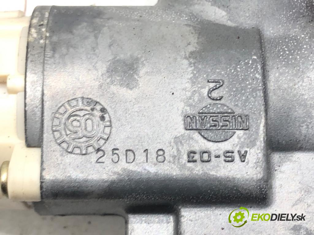 NISSAN ALTIMA (L31) 2001 - 2007    2.5 130 kW [177 KM] benzyna 2001 - 2006  spinačka  (Spínacie skrinky a kľúče)