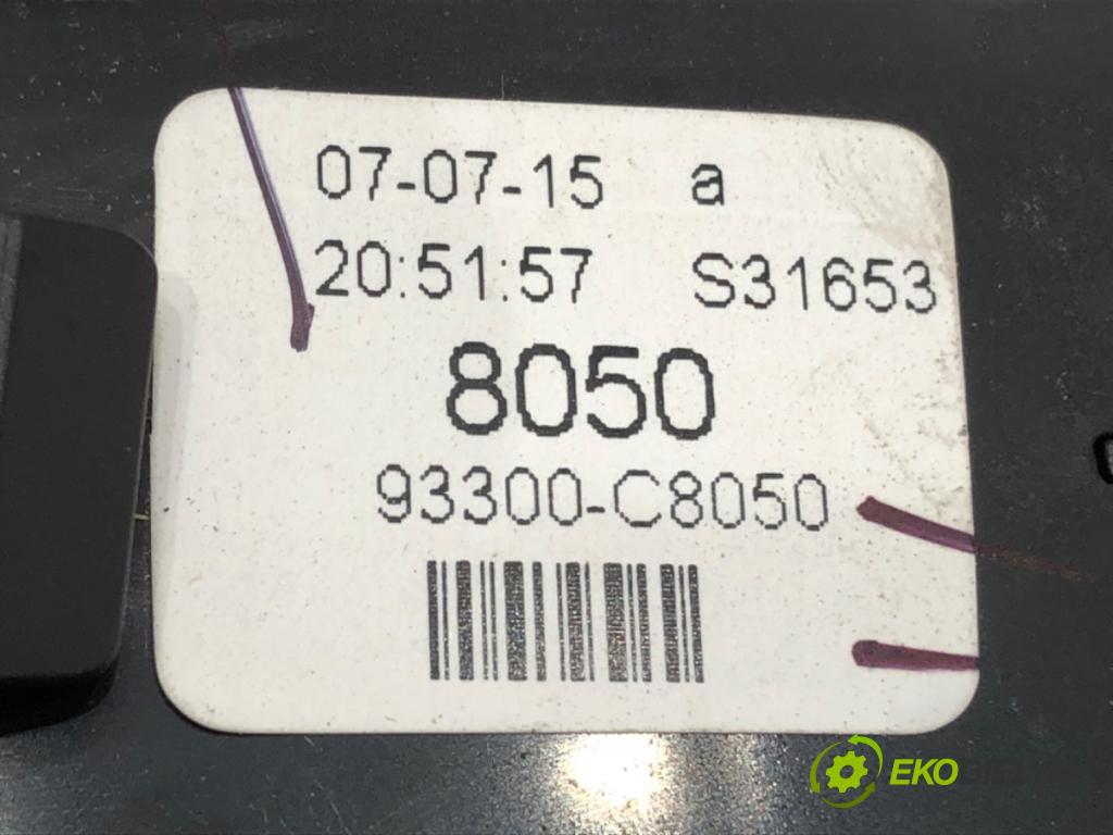 HYUNDAI i20 II (GB, IB) 2014 - 2022    1.1 CRDi 55 kW [75 KM] olej napędowy 2014 - 2022  Prepínač nastavenia svetiel 93300-C8050 (Prepínače, spínače, tlačidlá a ovládače kúrenia)