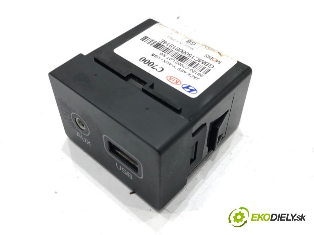 HYUNDAI i20 II (GB, IB) 2014 - 2022    1.1 CRDi 55 kW [75 KM] olej napędowy 2014 - 2022  HNÍZDO: PORT USB 96120-C7000