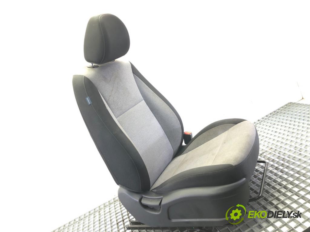 HYUNDAI i20 II (GB, IB) 2014 - 2022    1.1 CRDi 55 kW [75 KM] olej napędowy 2014 - 2022  sedadlo pravý přední část