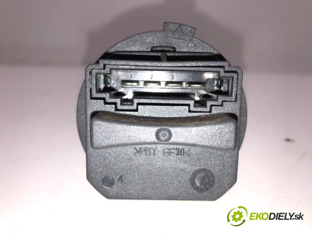 CITROEN C5 III Break (RW_) 2008 - 2022    2.0 HDi 100 kW [136 KM] olej napędowy 2008 - 2022  Odpor, rezistor kúrenia vzduchu G4532002 (Odpory (rezistory) kúrenia)