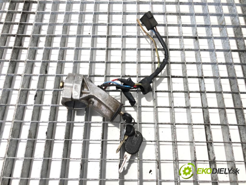 DAEWOO LUBLIN II Autobus 1997 - 2022    2.4 TD 64 kW [87 KM] olej napędowy 1997 - 1999  spinačka  (Spínacie skrinky a kľúče)