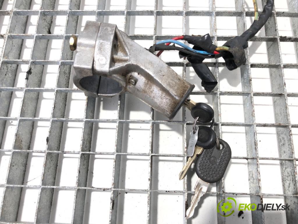 DAEWOO LUBLIN II Autobus 1997 - 2022    2.4 TD 64 kW [87 KM] olej napędowy 1997 - 1999  spinačka  (Spínacie skrinky a kľúče)