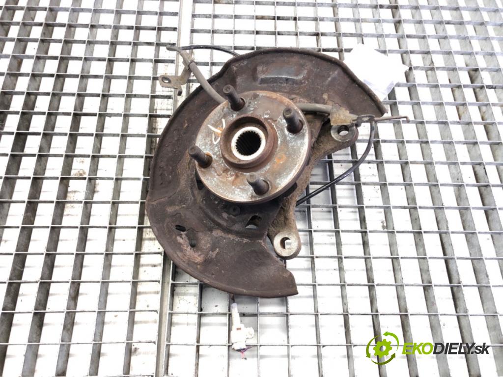 TOYOTA YARIS (_P9_) 2005 - 2014    1.33 VVT-i (NSP90_) 74 kW [100 KM] benzyna 2008 - 2011  náboj pravy predný 