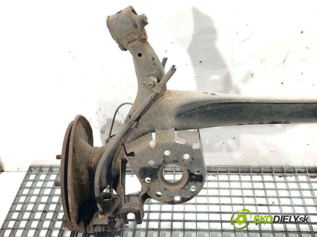 TOYOTA YARIS (_P9_) 2005 - 2014    1.33 VVT-i (NSP90_) 74 kW [100 KM] benzyna 2008 - 2011  výztuha zadní část Štíty