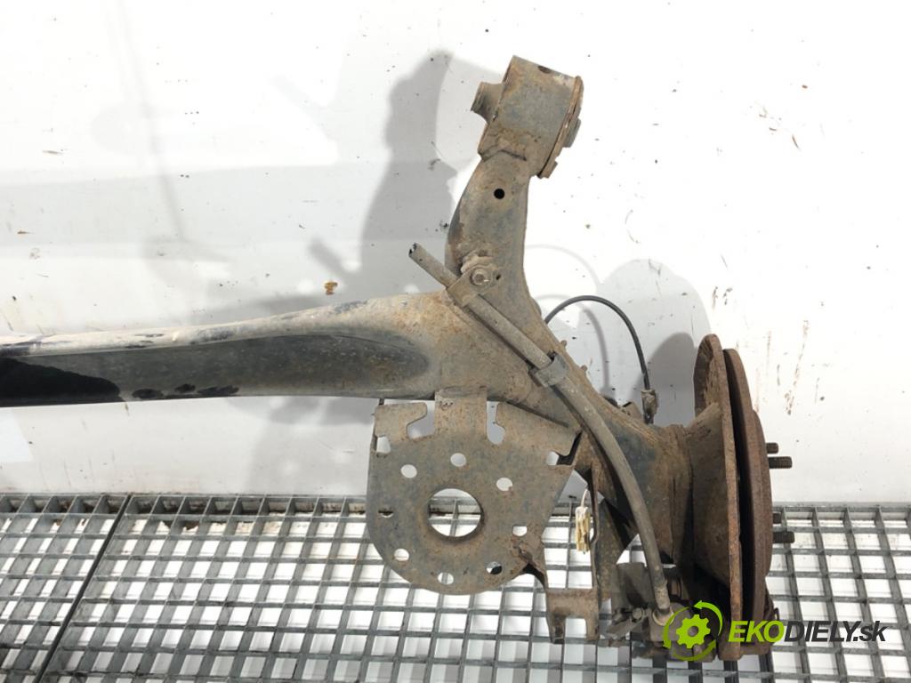 TOYOTA YARIS (_P9_) 2005 - 2014    1.33 VVT-i (NSP90_) 74 kW [100 KM] benzyna 2008 - 2011  výztuha zadní část Štíty