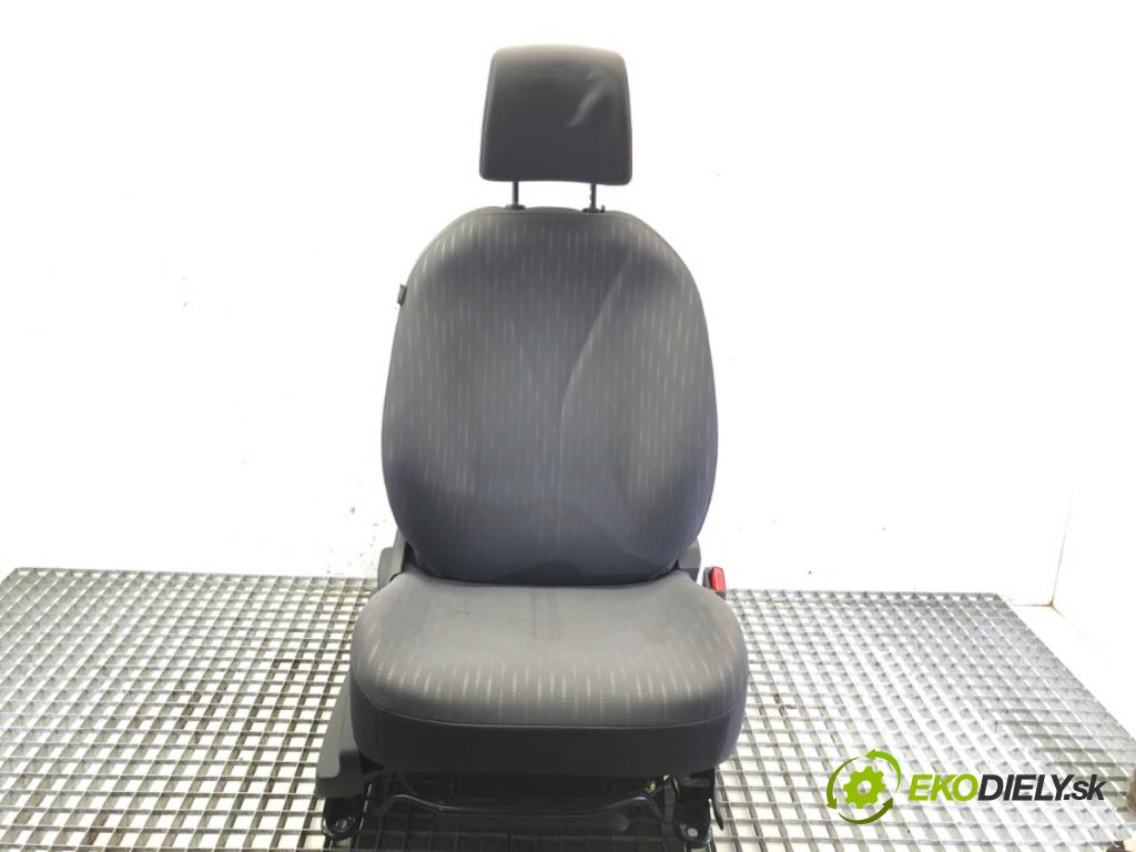 TOYOTA YARIS (_P9_) 2005 - 2014    1.33 VVT-i (NSP90_) 74 kW [100 KM] benzyna 2008 - 2011  Sedadlo pravy predný 