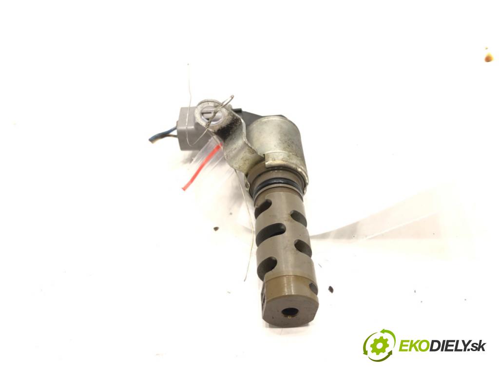 TOYOTA YARIS II liftback 2009 74 kW 1.33 VVT-i (NSP90_) 1329 snímač variabilní fázy 347020-522021 (Snímač)