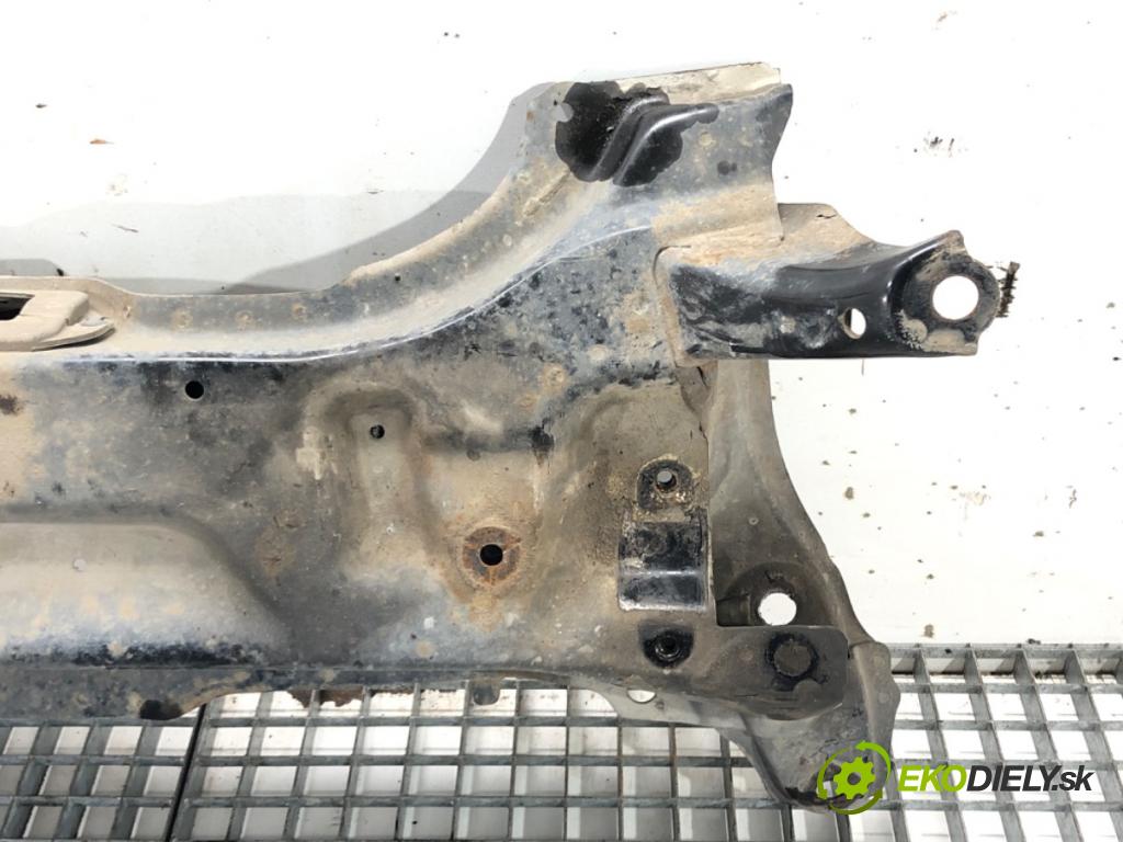 TOYOTA YARIS (_P9_) 2005 - 2014    1.33 VVT-i (NSP90_) 74 kW [100 KM] benzyna 2008 - 2011  výztuha pod motor  (Výztuhy přední)