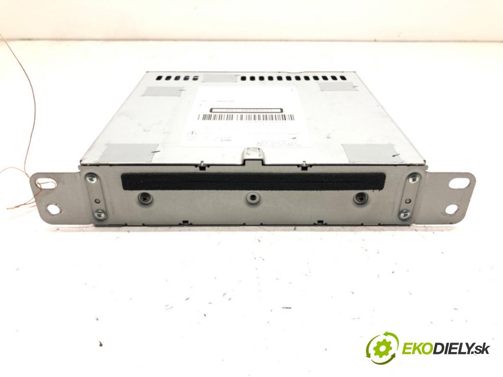 PEUGEOT 308 SW II (LC_, LJ_, LR_, LX_, L4_) 2014 - 2021    1.6 BlueHDi 100 73 kW [99 KM] olej napędowy 2014 - 2021  Menič CD 9805593680 (CD meniče)