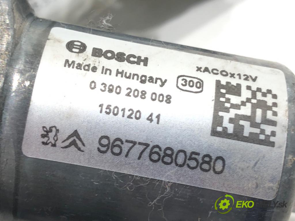 PEUGEOT 308 SW II (LC_, LJ_, LR_, LX_, L4_) 2014 - 2021    1.6 BlueHDi 100 73 kW [99 KM] olej napędowy 2014 - 2021  motor stěračů zadní část 9677680580