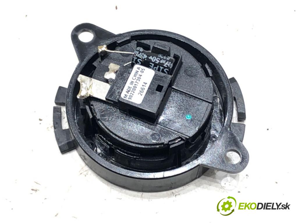 PEUGEOT 308 SW II Kombi 2015 73 kW 1.6 BlueHDi 100 1560 reproduktory 9803506380