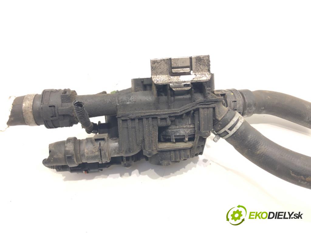 PEUGEOT 308 SW II (LC_, LJ_, LR_, LX_, L4_) 2014 - 2021    1.6 BlueHDi 100 73 kW [99 KM] olej napędowy 2014 - 2021  obal termostatu 9803549480 (Termostaty)