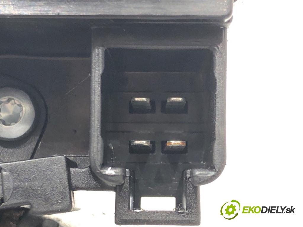 TOYOTA YARIS (_P9_) 2005 - 2014    1.4 D-4D (NLP90_) 66 kW [90 KM] olej napędowy 2005 - 2012  motor stěračů zadní část 85130-0D020-F
