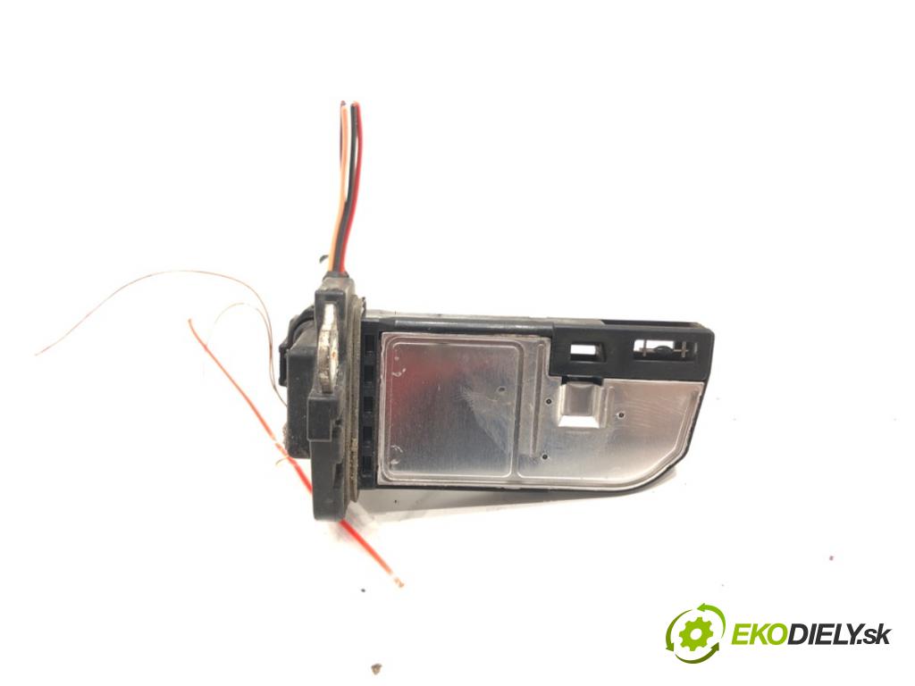 TOYOTA YARIS (_P9_) 2005 - 2014    1.4 D-4D (NLP90_) 66 kW [90 KM] olej napędowy 2005 - 2012  Váha vzduchu 22204-26010 (Váhy vzduchu)